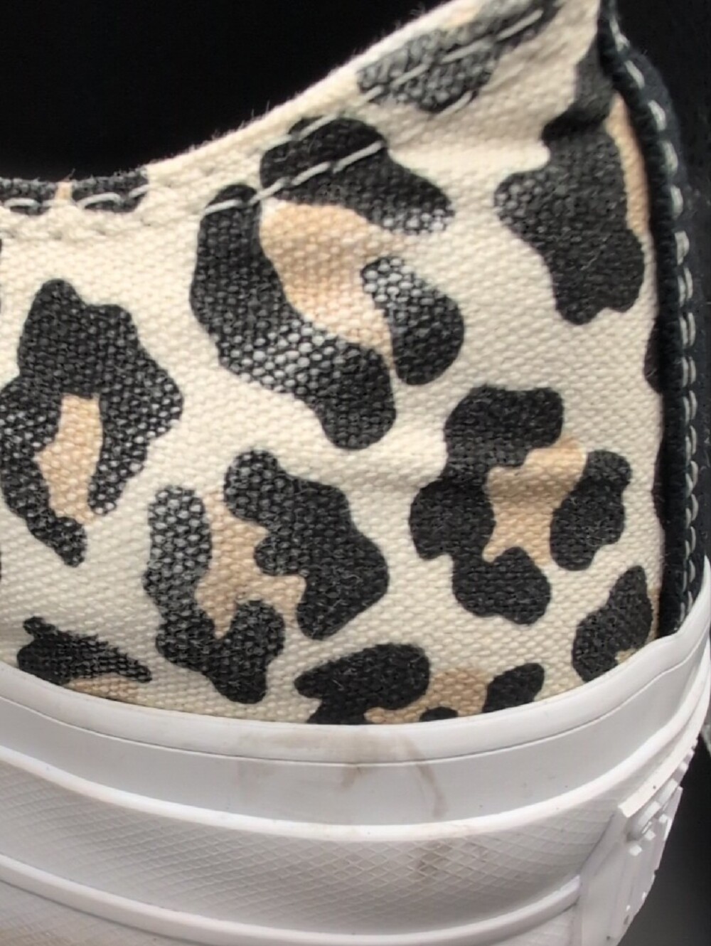 CONVERSE Chuck Taylor All Star 70 Ox Low Top Leopard Print Sneakers Skze 10.5 - Picture 11 of 12